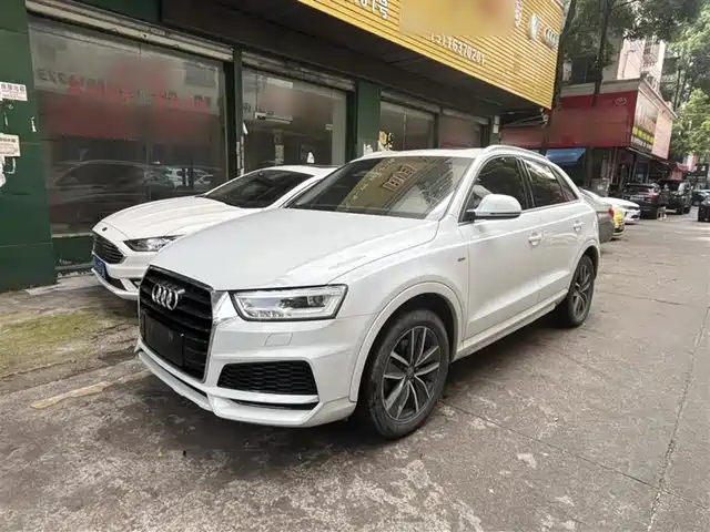 AUDI Q3 2019