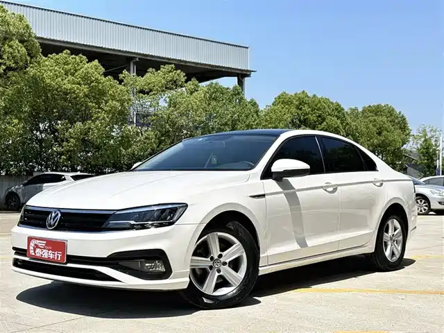 VOLKSWAGEN LINGDU 2019