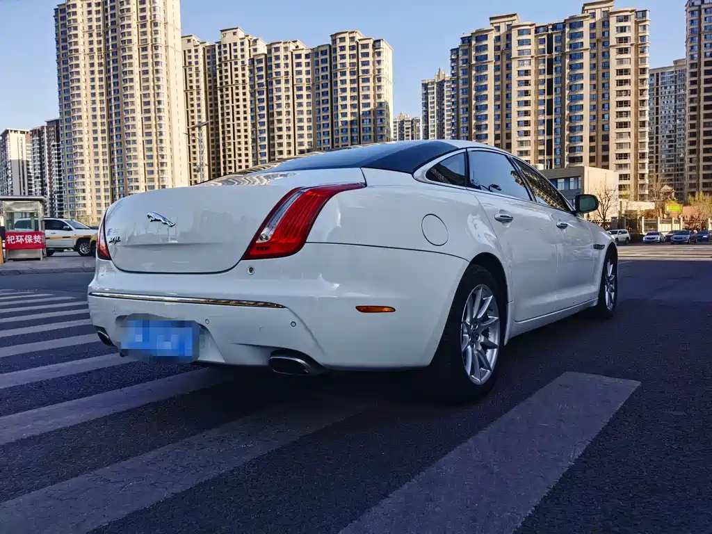 Jaguar XJ 2011 XJL 3.0