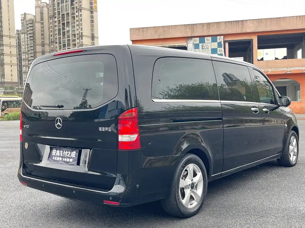 MERCEDES-BENZ VITO
