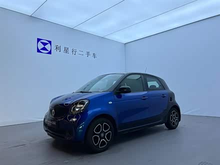 smart forfour 2018款 0.9T 66千瓦风尚型