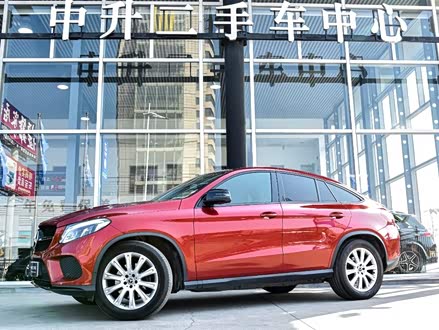 奔驰GLE轿跑 2018款 GLE 320 4MATIC 轿跑SUV