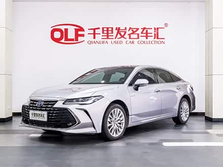 亚洲龙 2022款 双擎 2.5L XLE尊贵版