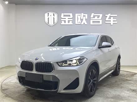 宝马X2 2022款 sDrive25i M越野套装
