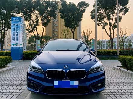 宝马2系旅行车 2016款 218i 领先型