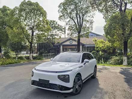 小鹏G9 2022款 650 性能版Max