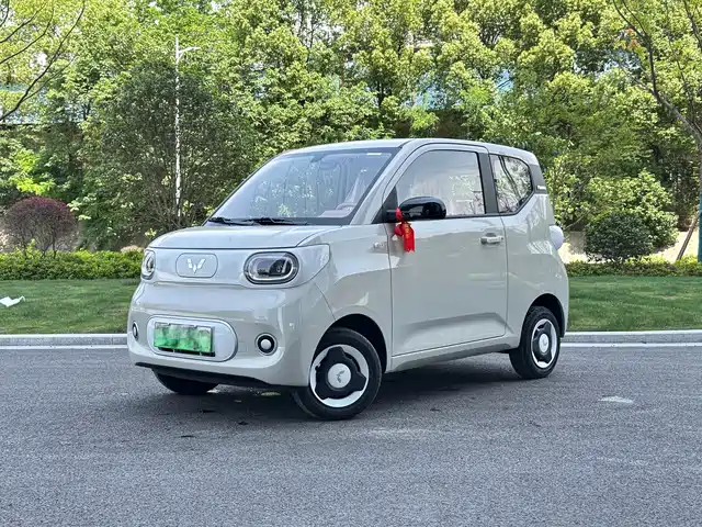 WULING AUTOMOBILE HONGGUANG MINIEV 2025