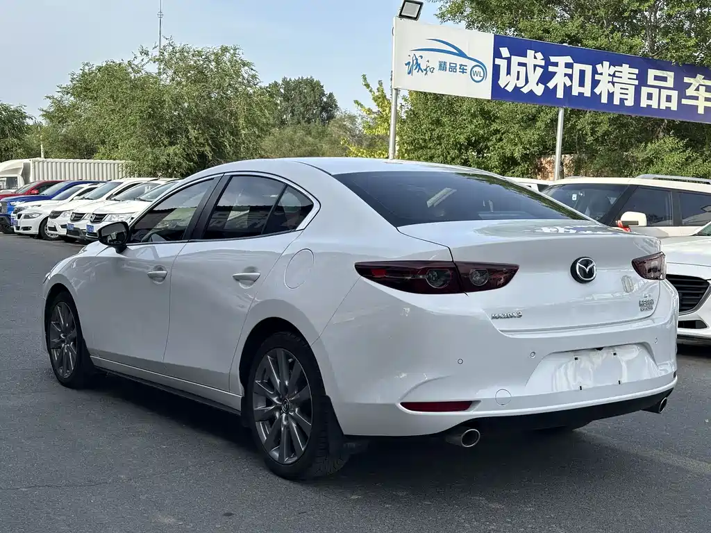 MAZDA 3 ANGKESAILA