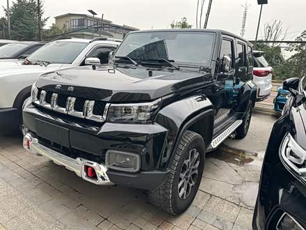 北京BJ40 2022款 2.0T 自动四驱环塔冠军版