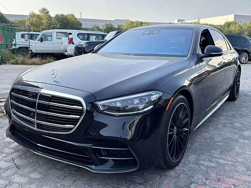 Mercedes-Benz S-Class 0