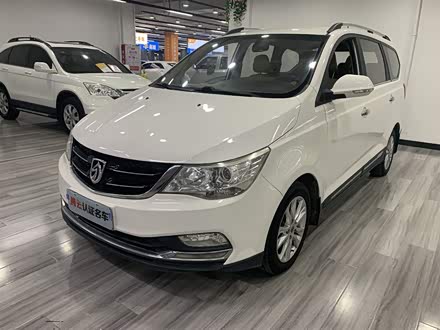宝骏730 2016款 1.5L 手动舒适型 7座 国V