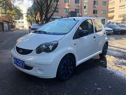 比亚迪F0 2011款 尚酷版 1.0L 铉酷型