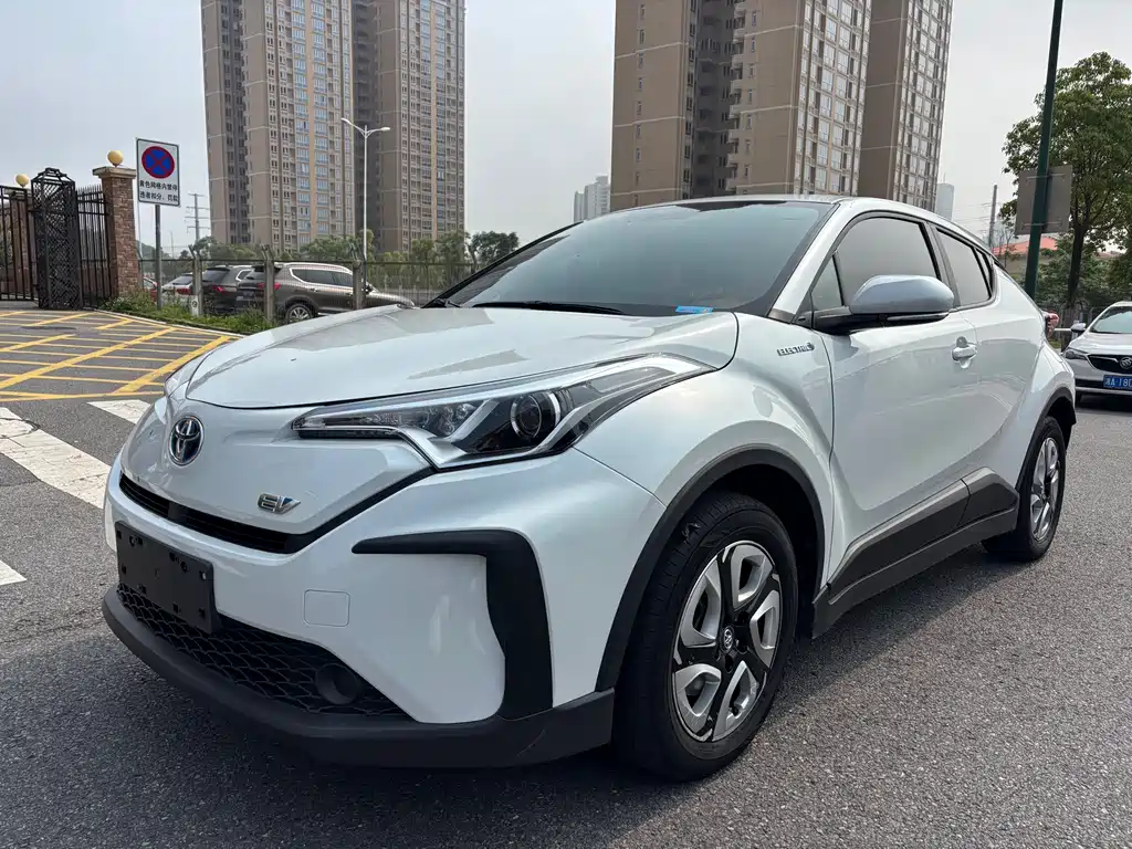 Toyota C-HR EV 2020 Leading Edition 12000 km 2021
