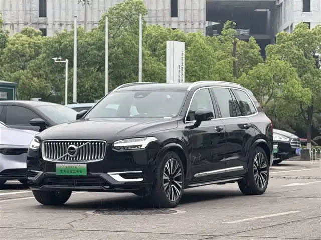 VOLVO  XC90 PLUG IN HYBRID 2023