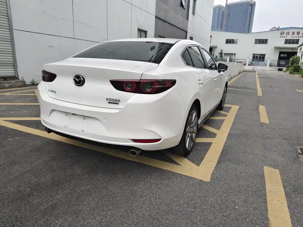 MAZDA 3 ANGKESAILA