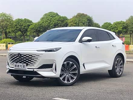 长安UNI-K 2021款 2.0T 尊贵型