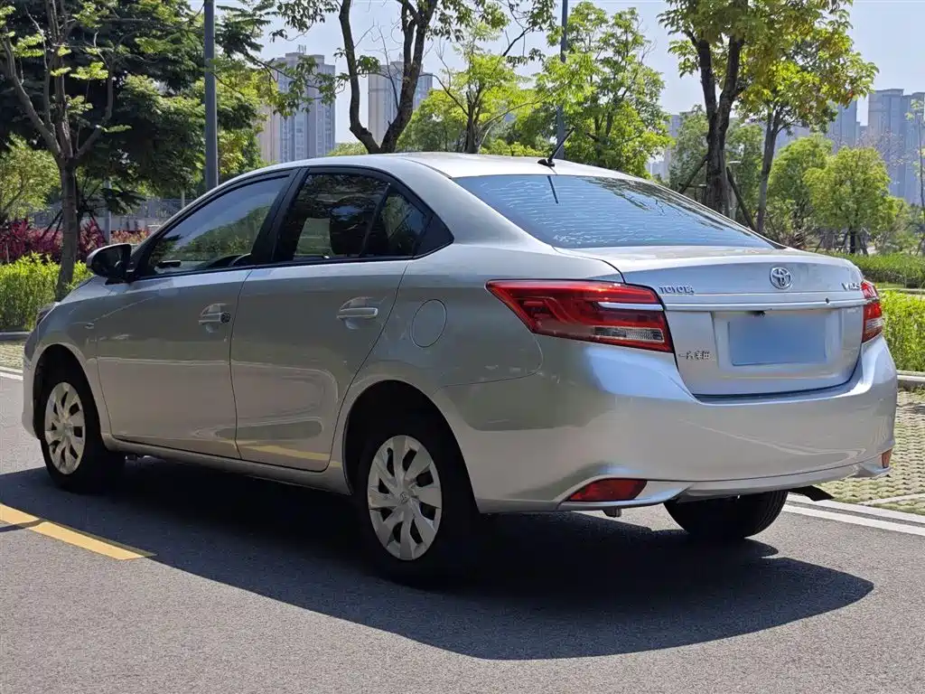 TOYOTA VIOS