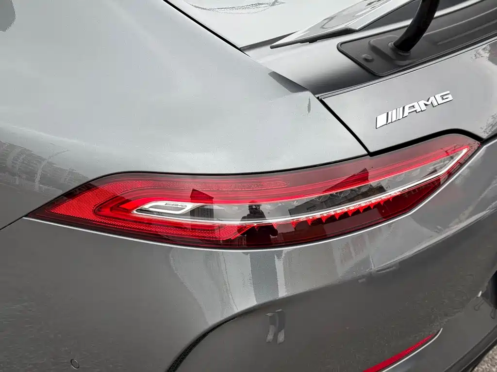 MERCEDES-BENZ AMG GT