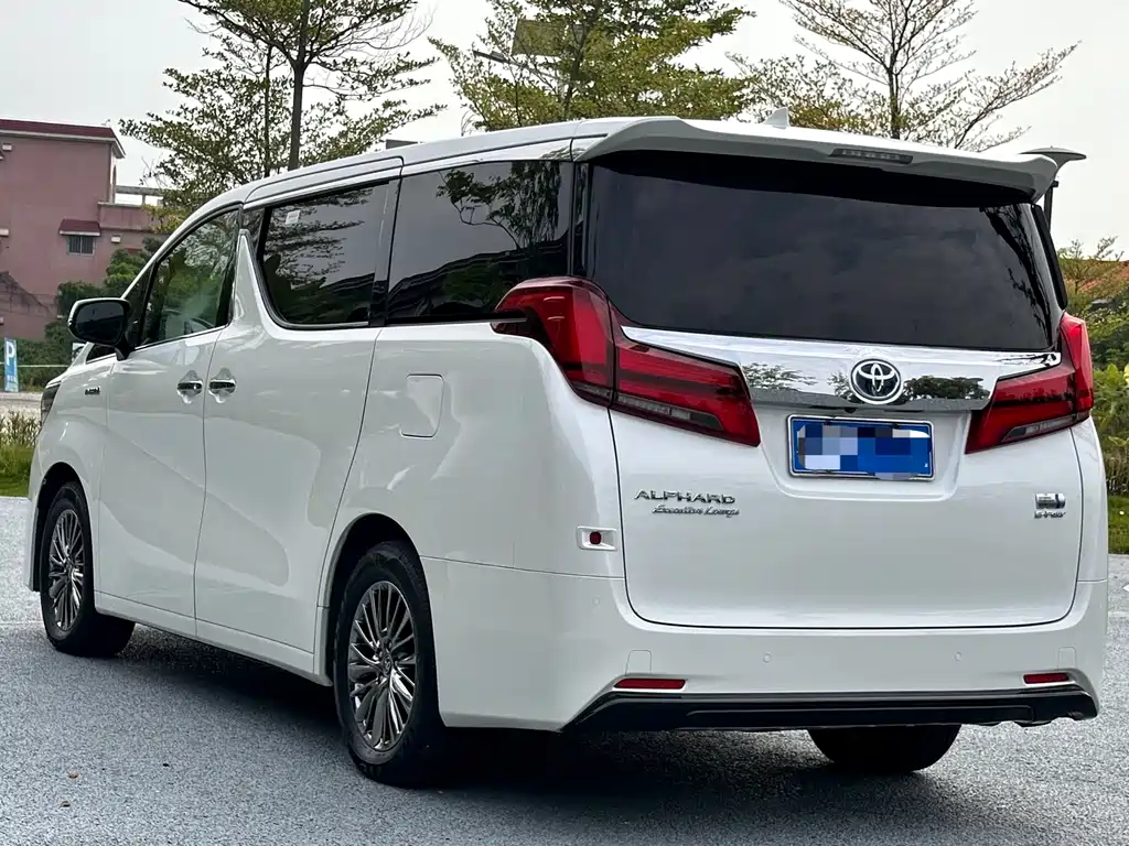 TOYOTA ELFA