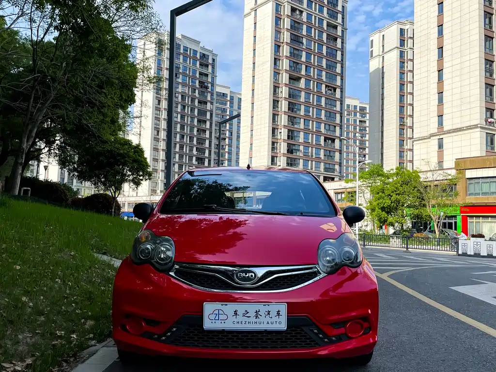 BYD F0 2015