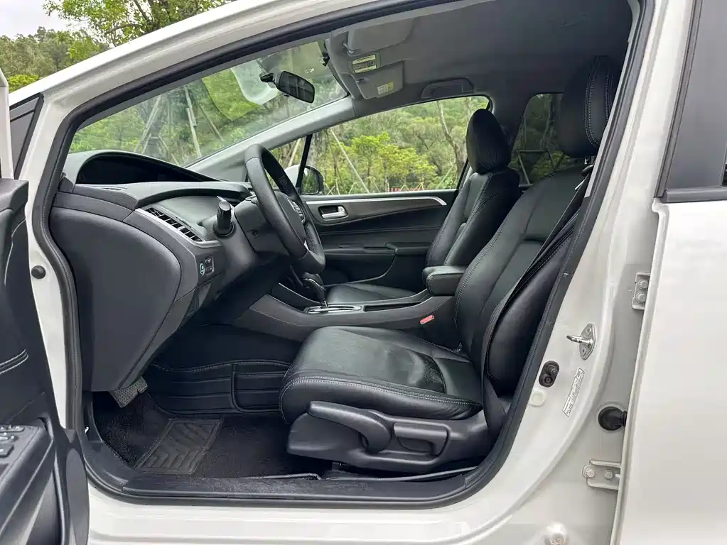 HONDA JADE