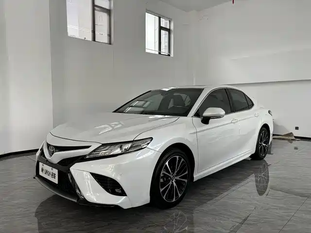 TOYOTA CAMRY 2020