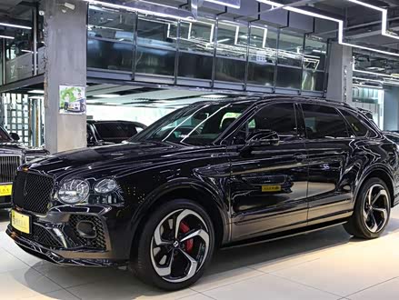 添越 2022款 4.0T V8 S