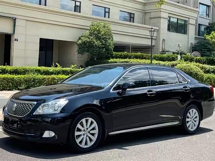 皇冠 2010款 2.5L Royal 真皮导航版