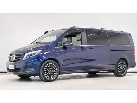 奔驰V级 2018款 V 260 L 尊贵加长版 国V