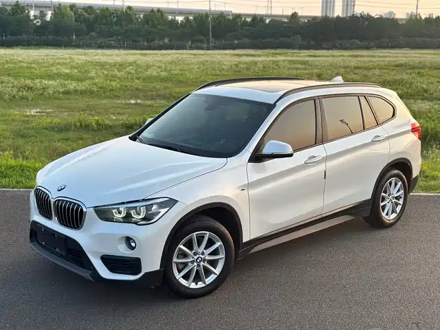 BMW  X1 2019