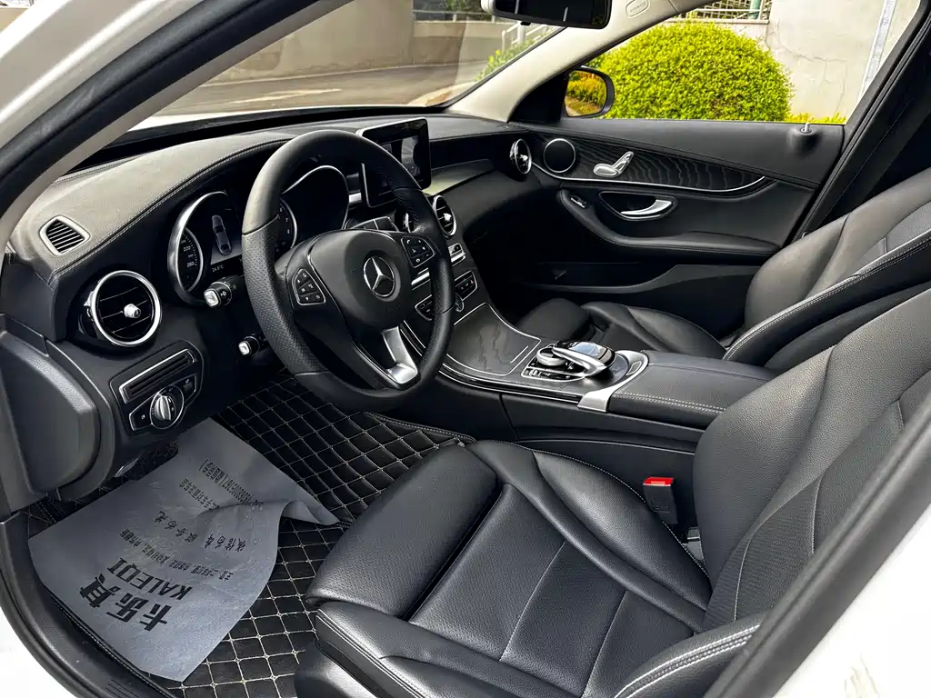 MERCEDES-BENZ C CLASS