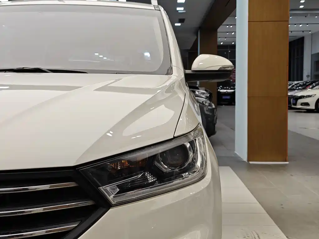 BAOJUN  360