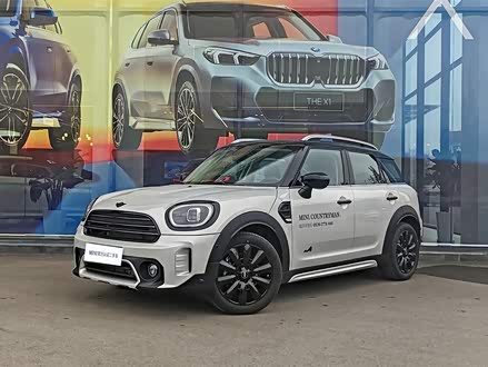 MINI COUNTRYMAN 2022款 1.5T COOPER ALL4 鉴赏家
