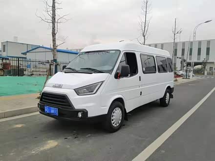 特顺 2019款 2.8T商运型长轴中顶6座后单胎国VI JX493