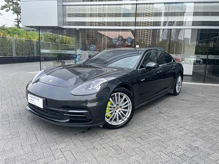 Panamera新能源 2017款 Panamera 4 E-Hybrid 行政加长版 2.9T