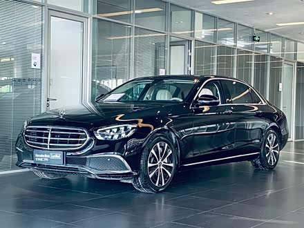 奔驰E级新能源 2021款 E 350 e L 插电式混合动力轿车