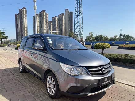 宝骏730 2014款 1.5L 手动标准型 7座