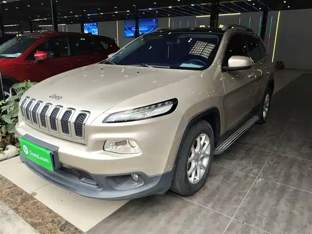 JEEP FREE LIGHT 2016