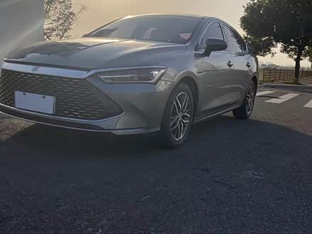 秦PLUS 2021款 DM-i 55KM 尊贵型