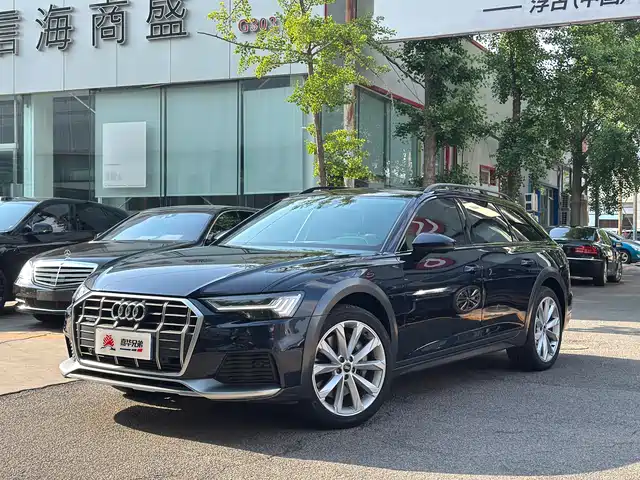 AUDI  A6 2021