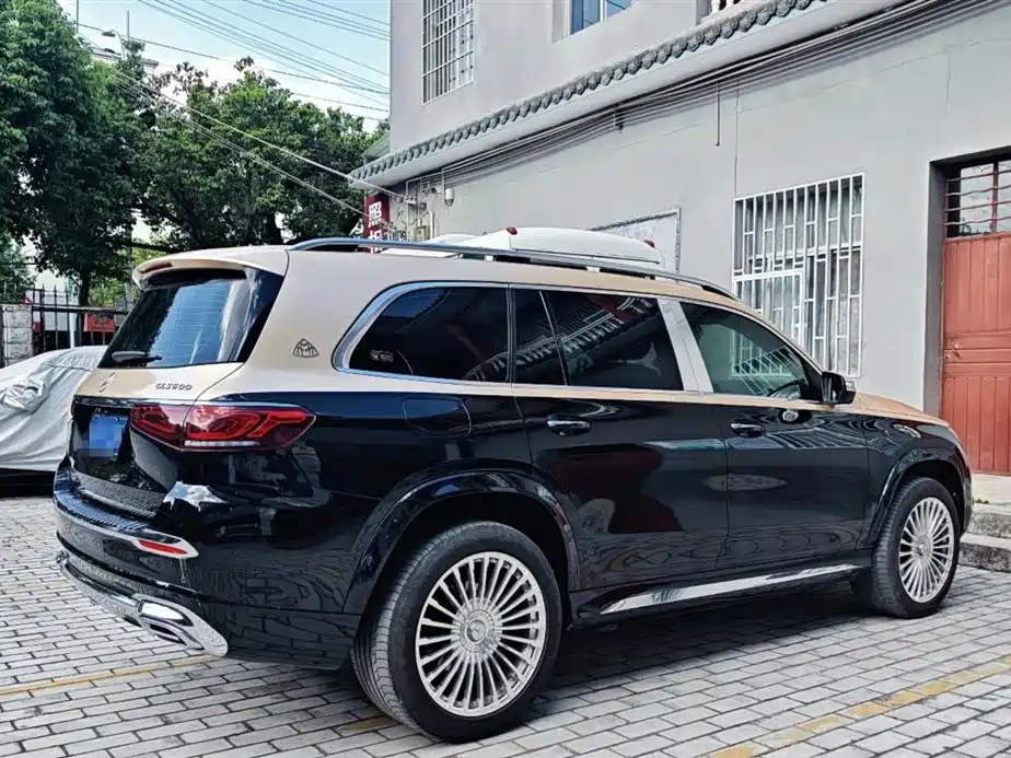 MERCEDES-BENZ  GLS