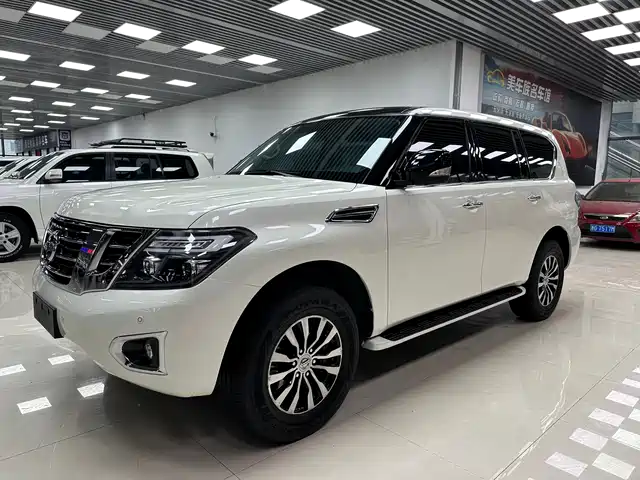 NISSAN TOURE 2019