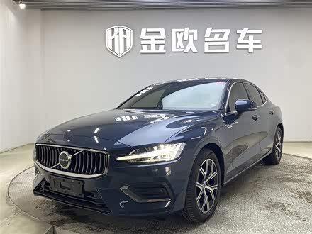 沃尔沃S60 2023款 B4 智逸豪华版