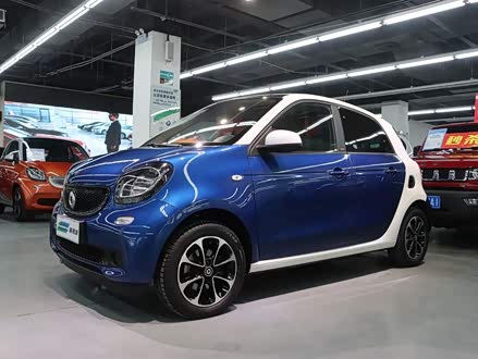 smart forfour 2016款 1.0L 52千瓦激情版