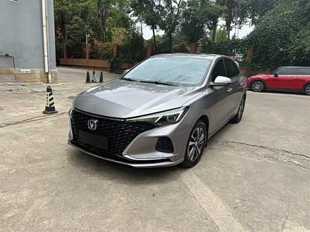 逸动 2020款 PLUS 蓝鲸NE 1.4T GDI DCT尊贵型