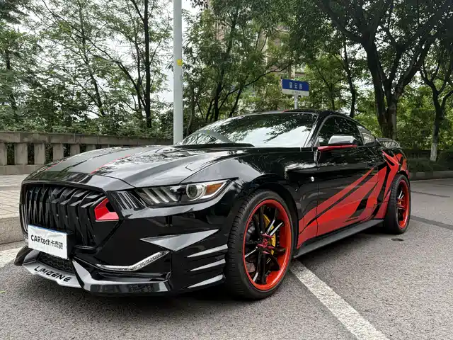 FORD MUSTANG 2017