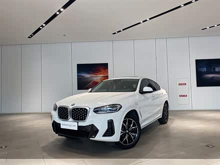 宝马X4 2022款 xDrive 25i M运动套装