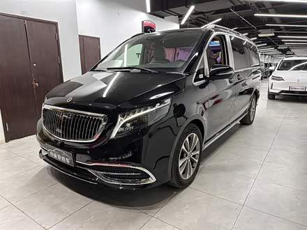 奔驰V级 2022款 V 260 领航版