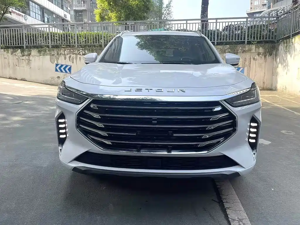 JETOUR X70 2024 года, версия 1.5T DCT Leap Enjoy, 5 мест 10000 km 2024