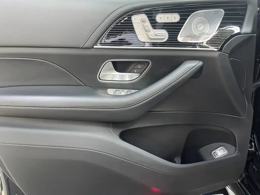 MERCEDES-BENZ MAYBACH GLS